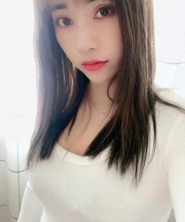 东站附近轻熟骚妹