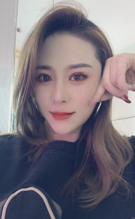 双胞胎御姐