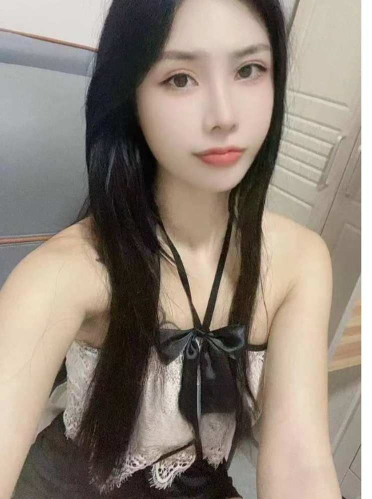 可深喉莉莉