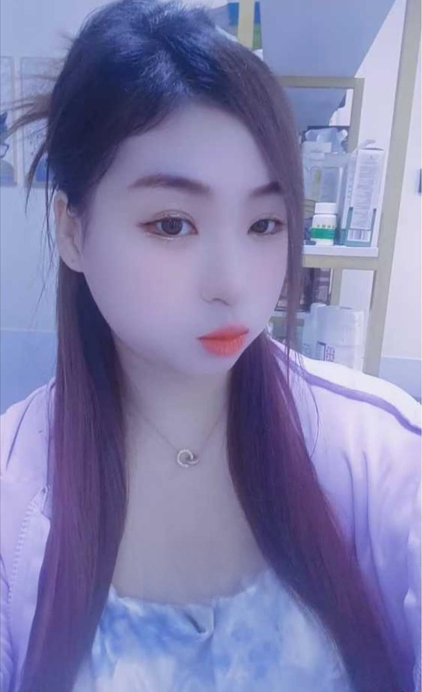 出击99年38F真奶小微