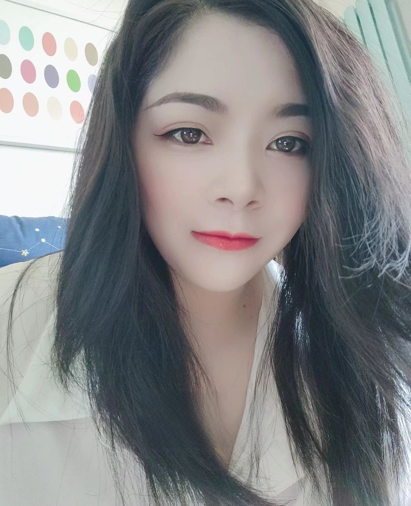 北苑黑丝小少妇