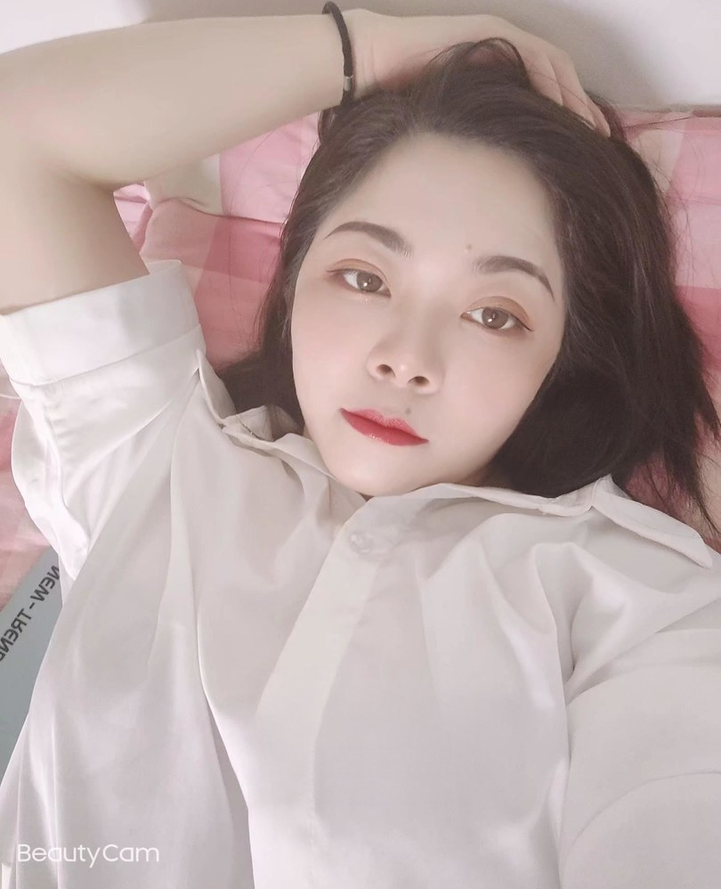 北苑黑丝小少妇