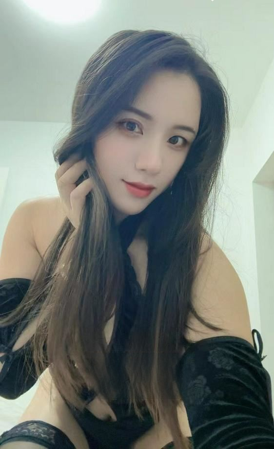 鼓楼制服诱惑小骚妇