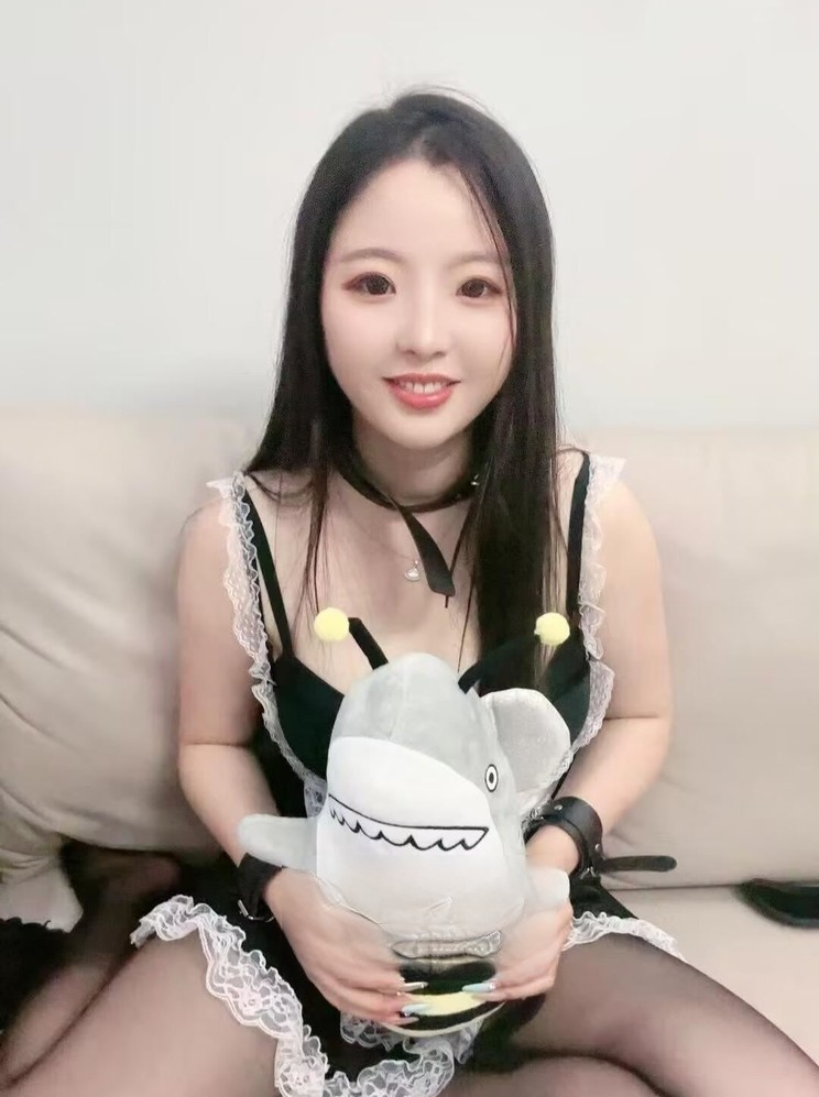 娇小玲珑小少妇