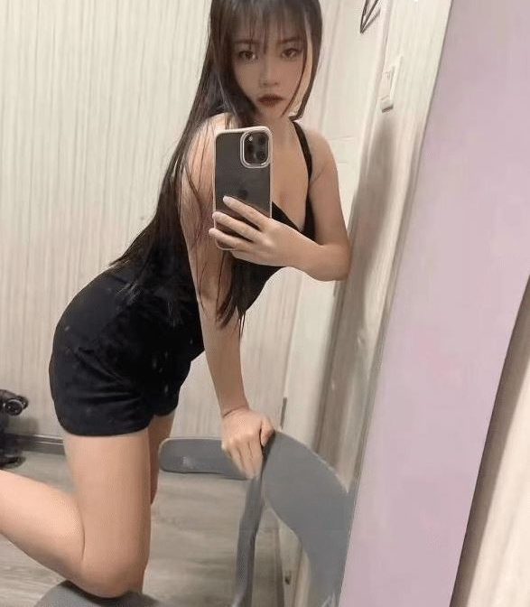 虹口丰满美乳少妇