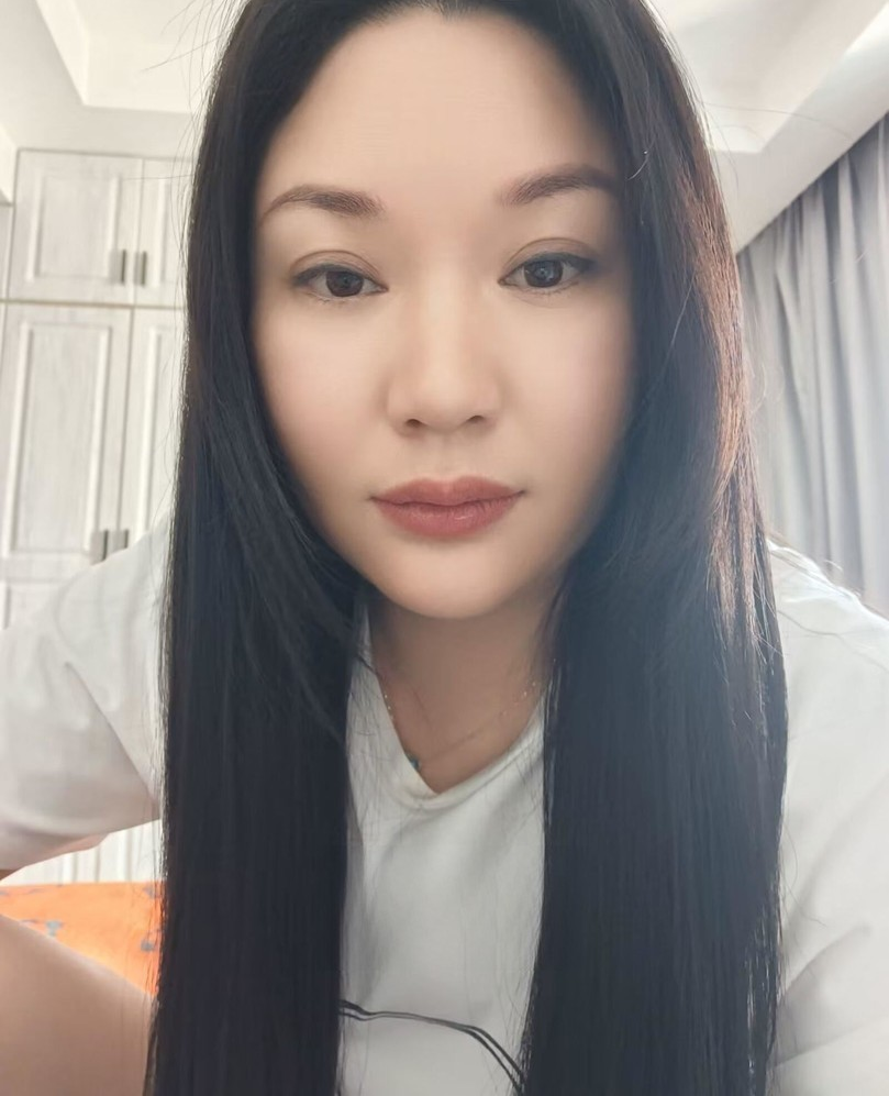 巴南骚货一线天