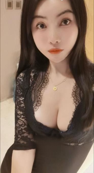 南三环E奶大肥臀佳佳姐