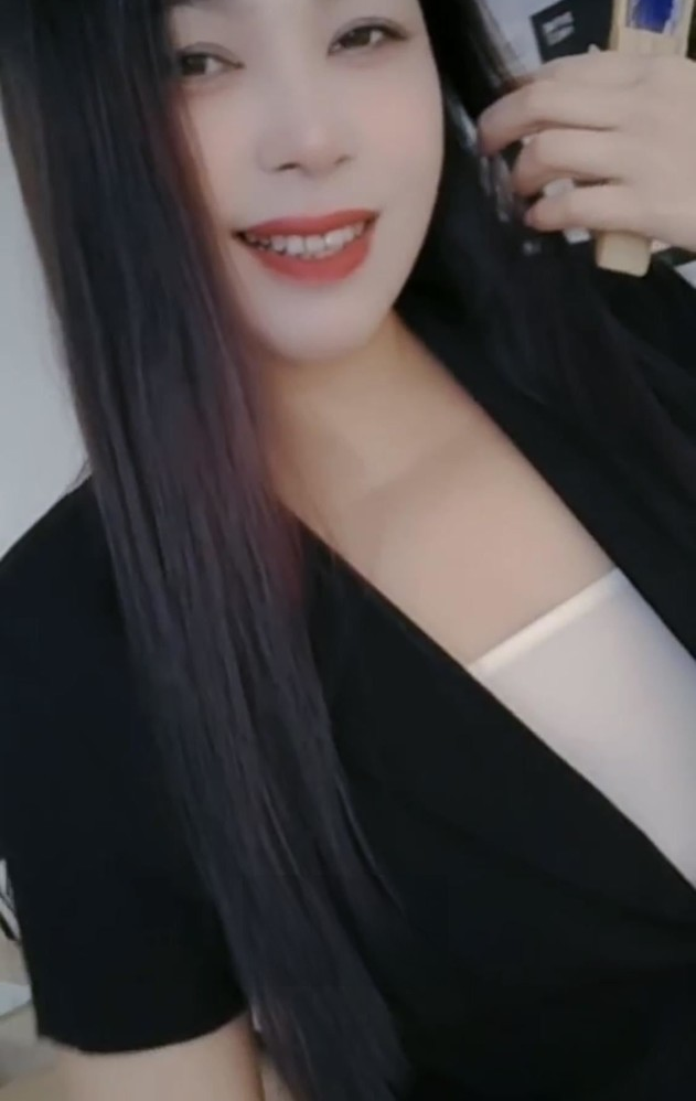 大石熟女白雪