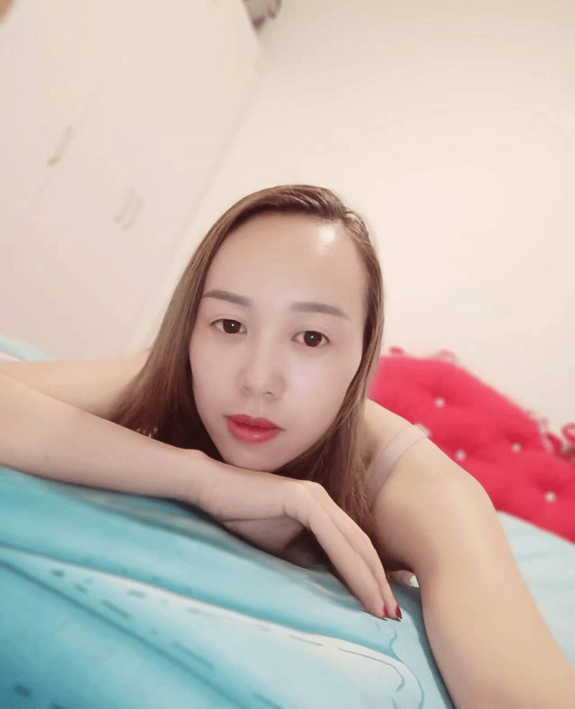 螺蛳湾服务型少妇