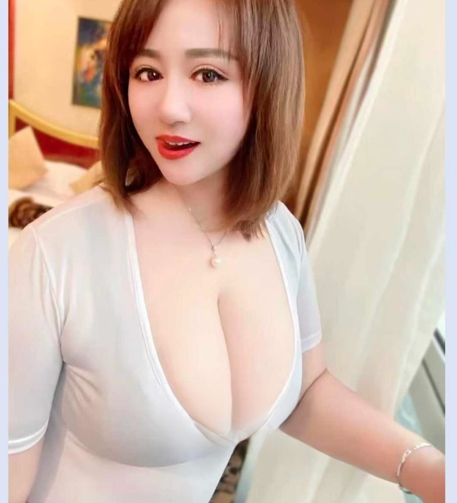 熟女身上有纹身