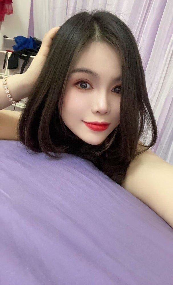 大长腿鹿小姐