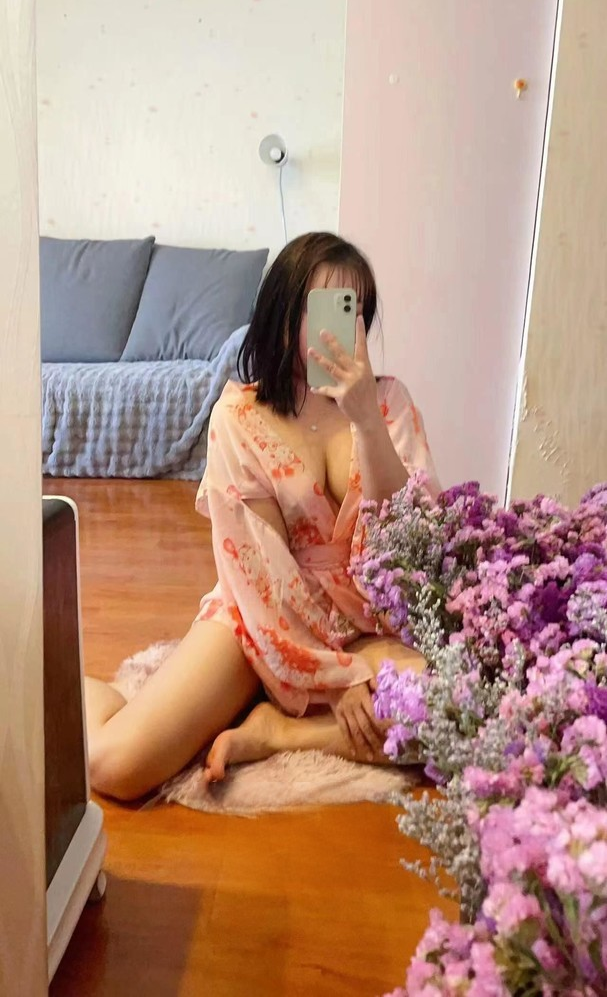 河东莞式服务小美女