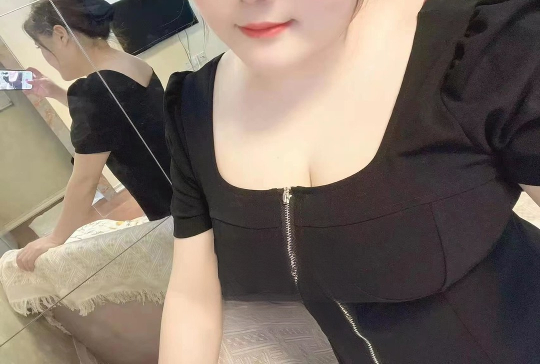 新区声音很嗲的妹子