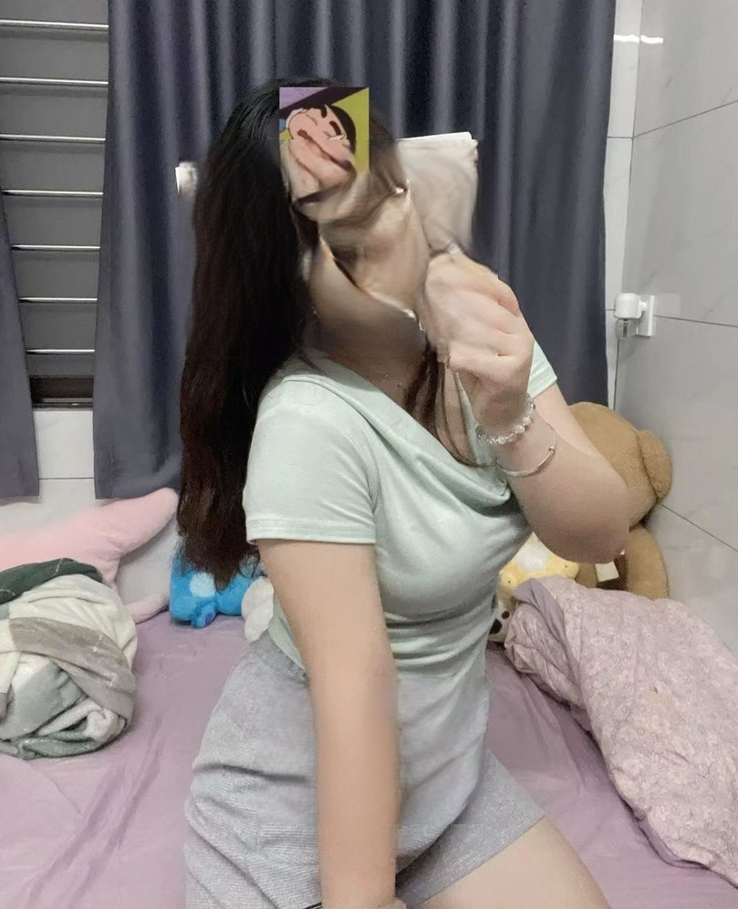 微胖会吸会夹小骚妇