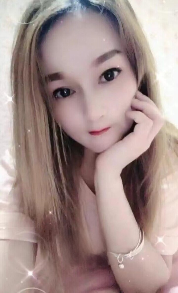 广西大胸妹子