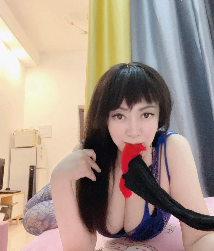 服务型风骚少妇