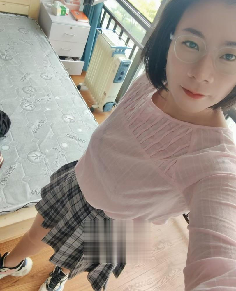 五塘广场熟女