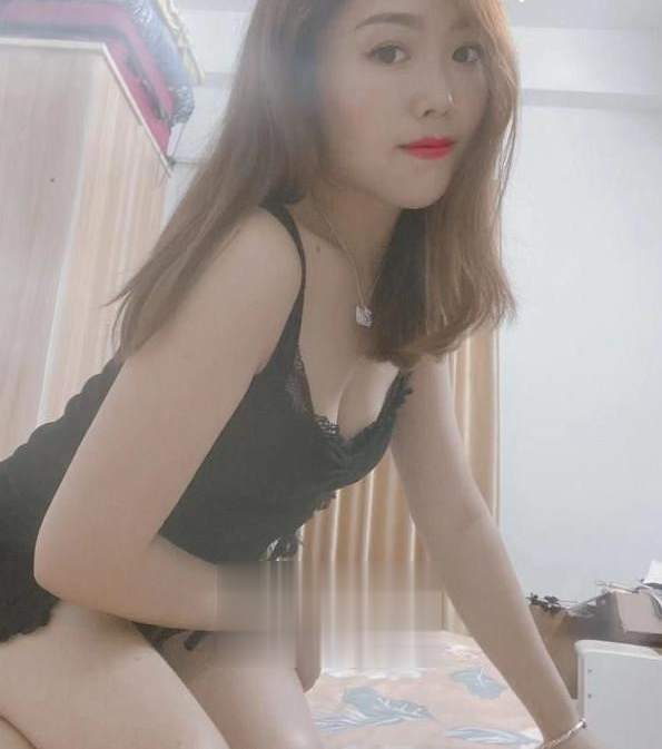 闵行毒龙少女