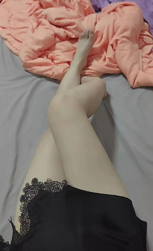 性感白嫩小姨子个人