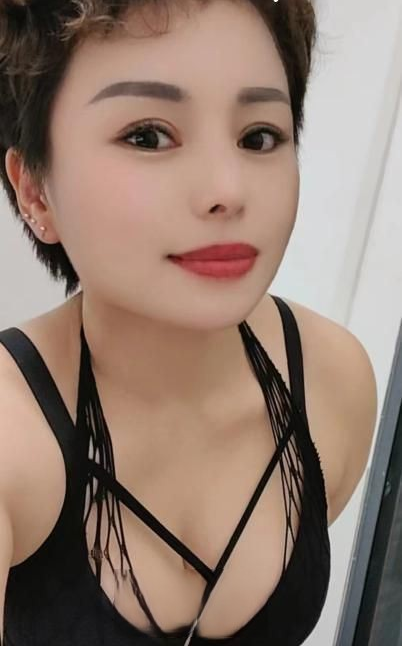 天河车陂大胸少妇