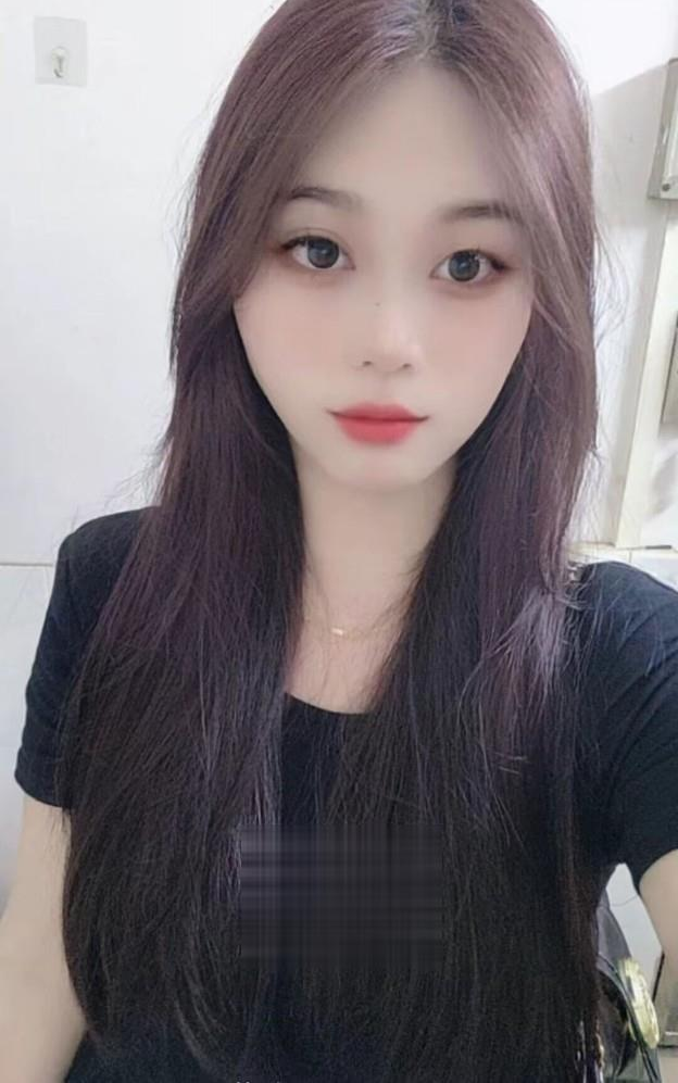 甜美温柔软妹子