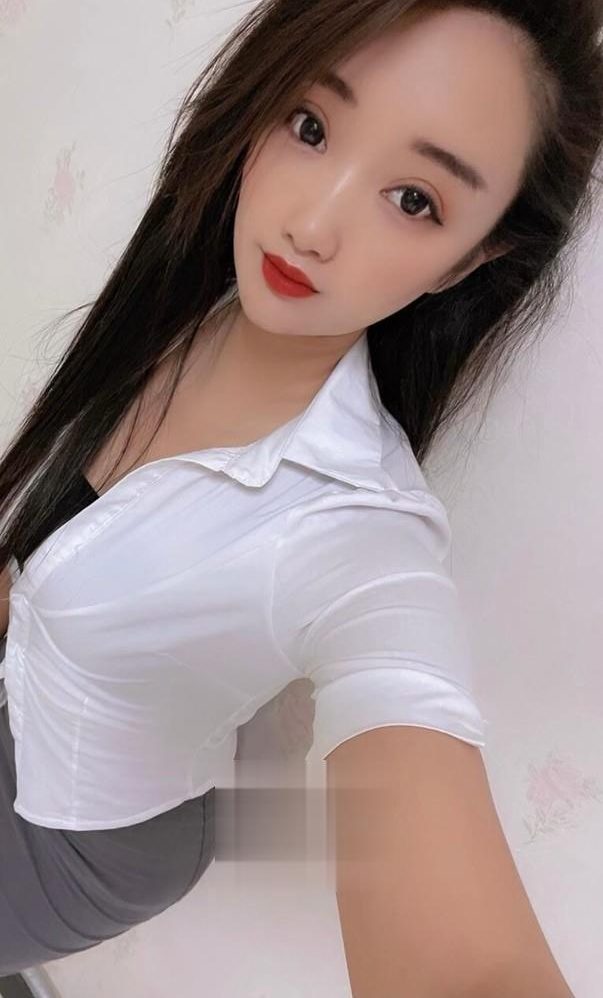 长腿御姐制服诱惑