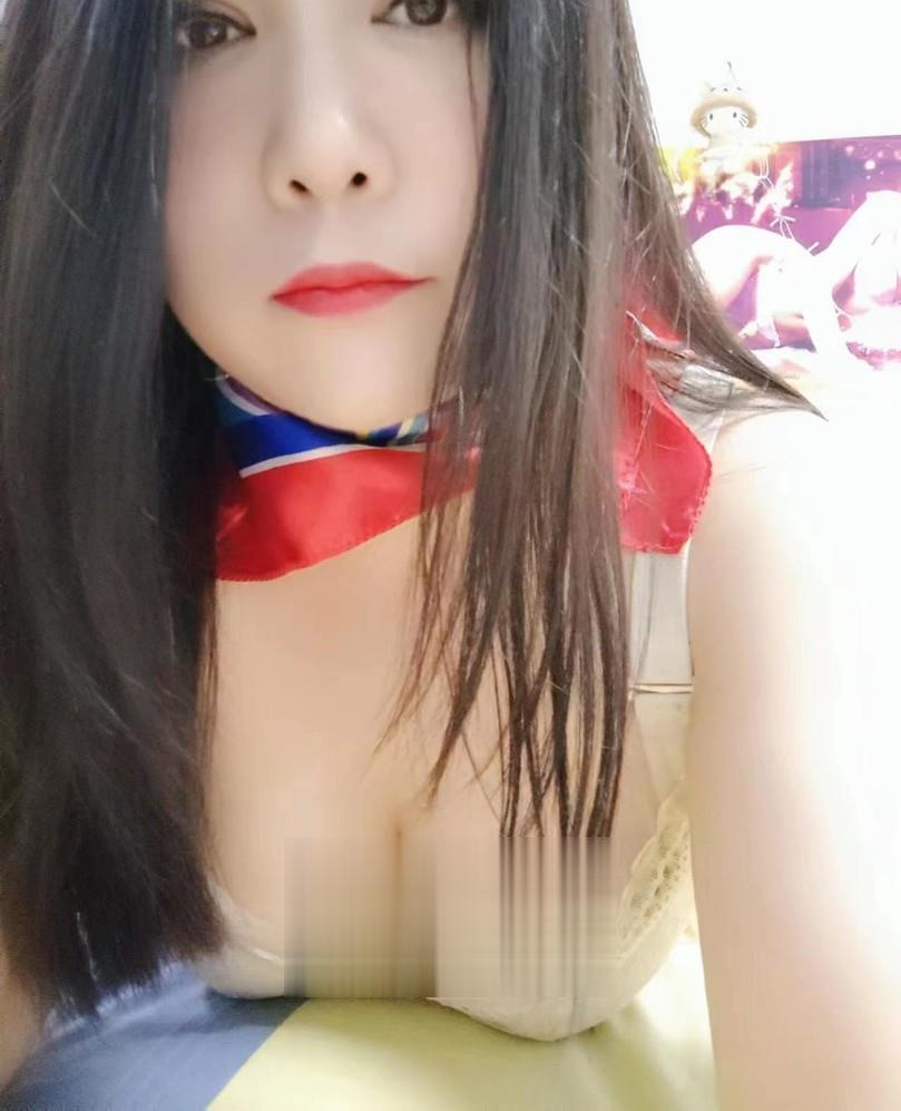 温柔迷人的骚妇
