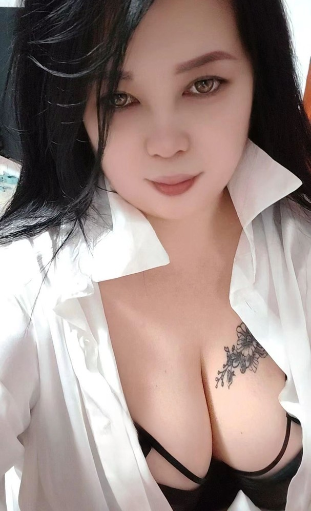 大胸熟女全套