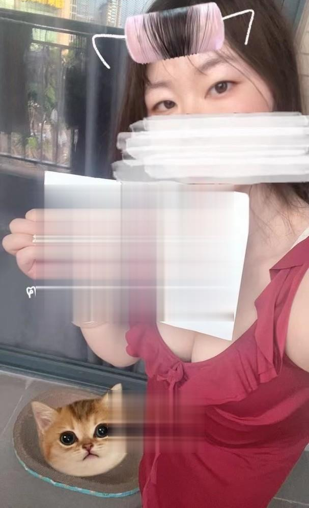 波霸骚逼兼职妹妹