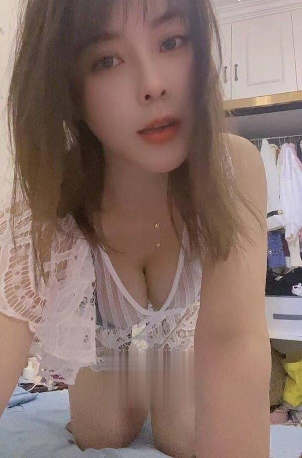 纯天然大奶少妇小乔