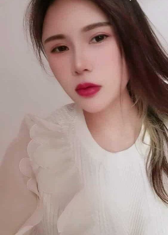 覃加加大奶风骚少妇