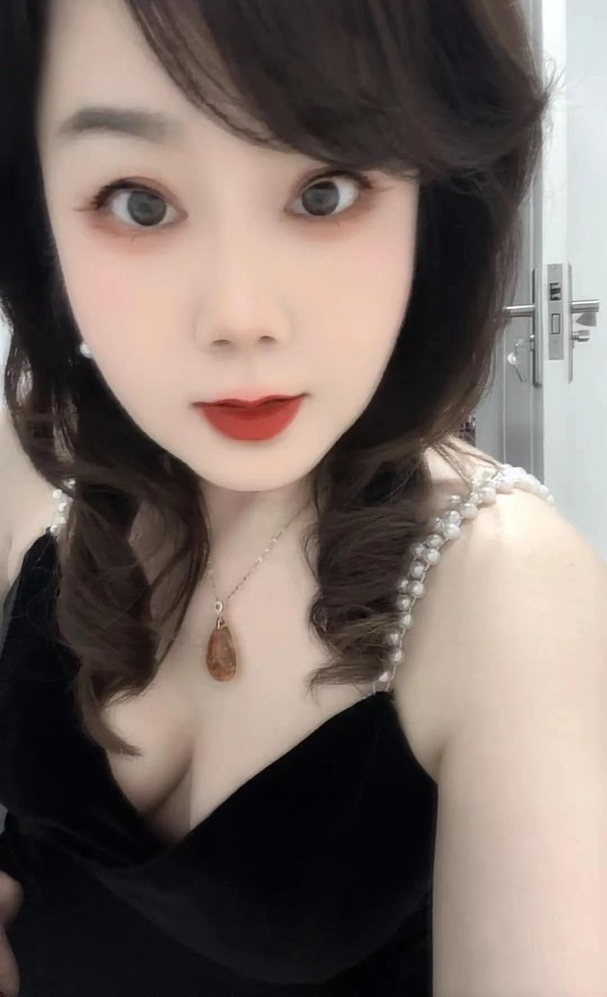 秦淮骚货大奶子大屁股少妇