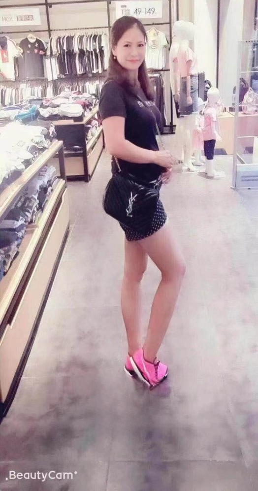 海珠大长腿姐姐