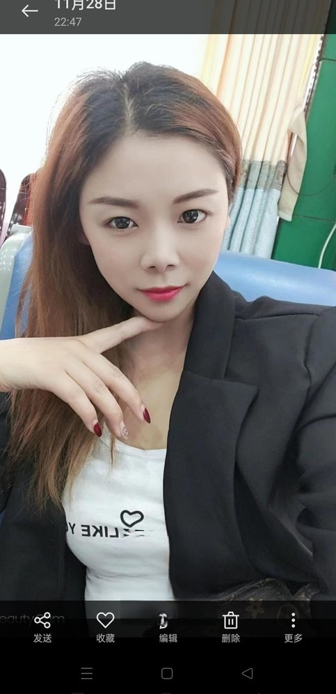 温柔风骚小妮