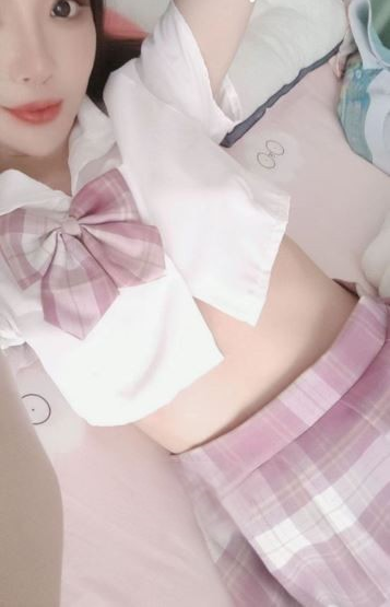 苗条个人兼职小少妇