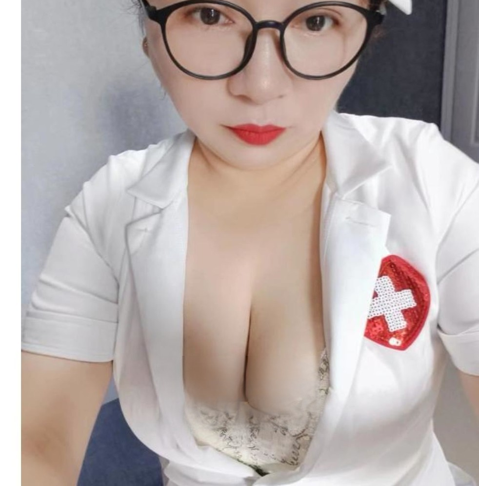 金水区丰满少妇