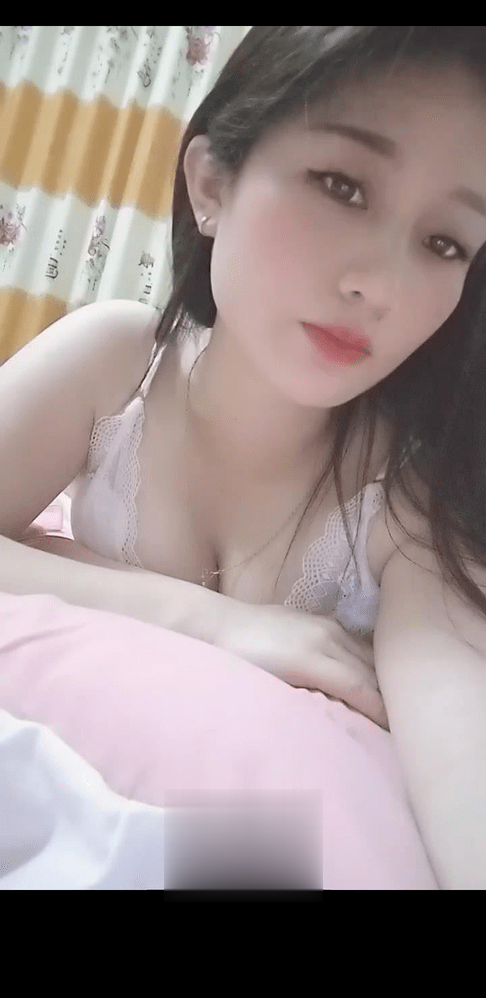 舌头会活的骚妹纸