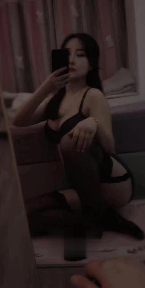 性感波霸小姐姐