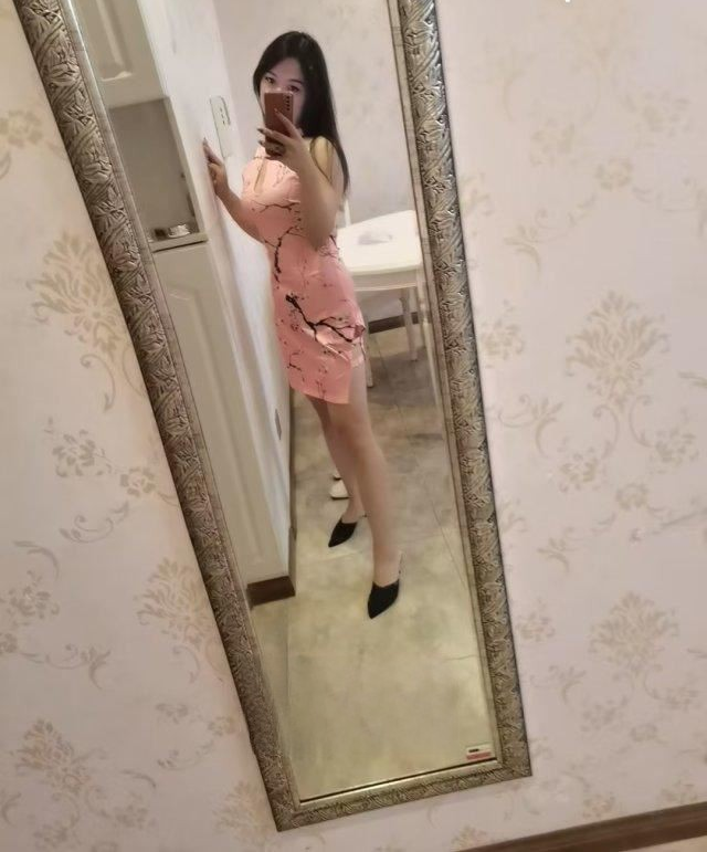 旗袍性感苗条身段小鱼
