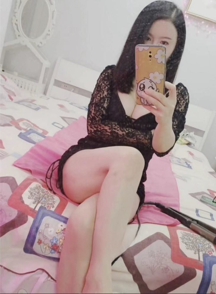 毒龙皇后丫丫
