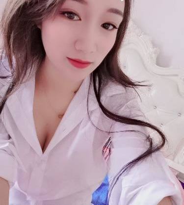 火辣诱人的姐姐小七