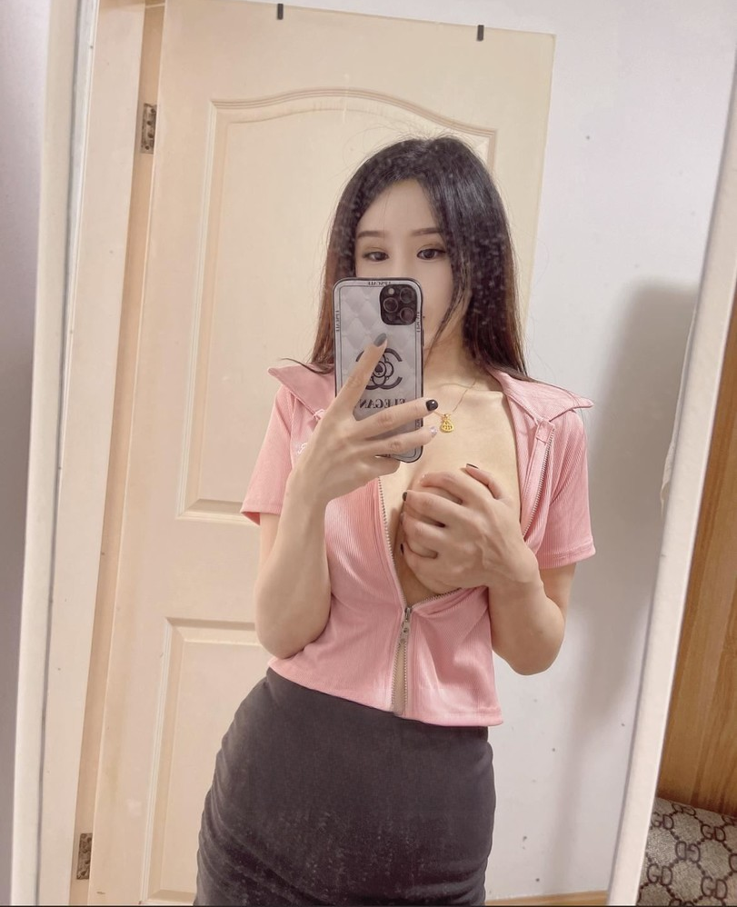 个人居家小少妇