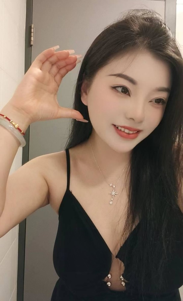 美女爽歪歪