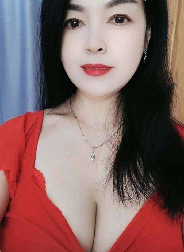 渝北区大乳肥臀熟女
