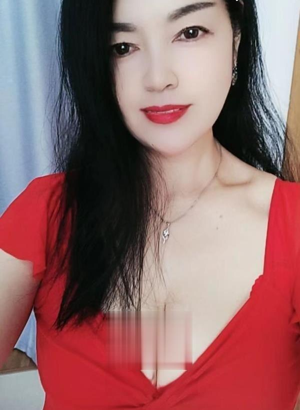 渝北区大乳肥臀熟女