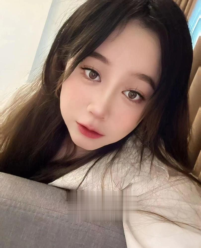 花都大胸vivi