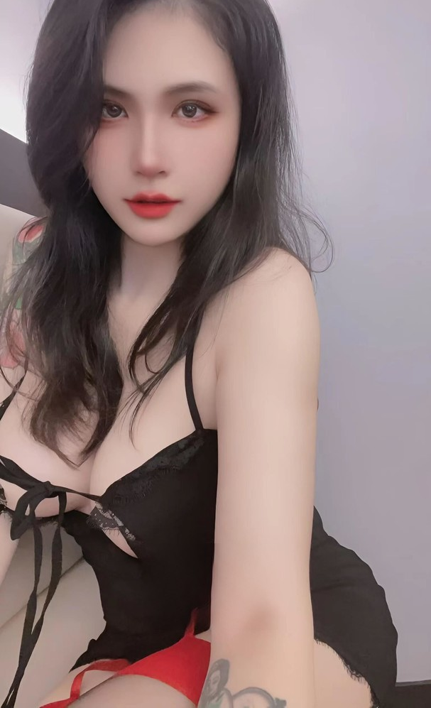 建邺大奶大屁股骚货