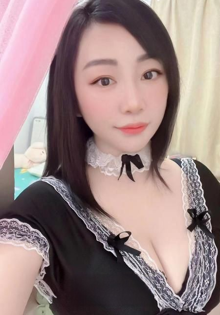 西丽钰柔