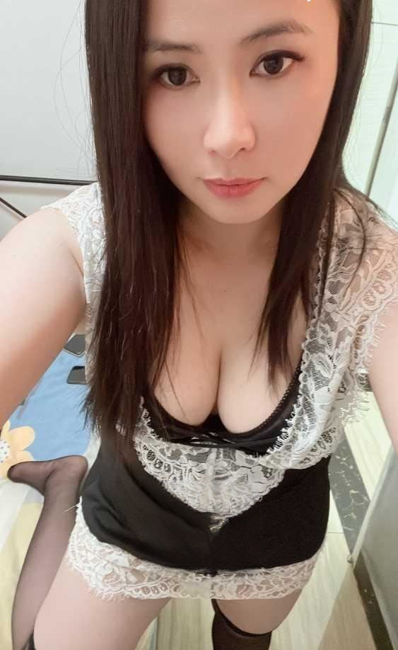 倩倩丰满大奶小少妇