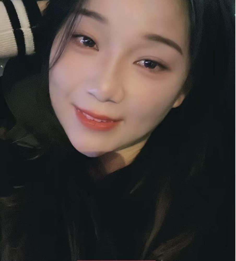 青年城丽丽